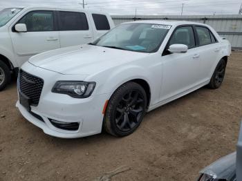  Salvage Chrysler 300