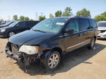  Salvage Chrysler Minivan