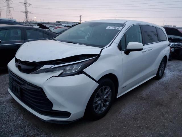  Salvage Toyota Sienna