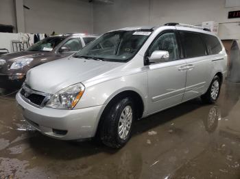  Salvage Kia Sedona