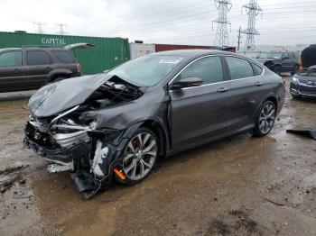  Salvage Chrysler 200