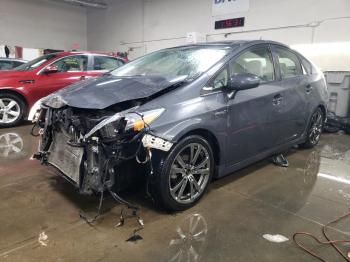  Salvage Toyota Prius