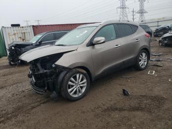  Salvage Hyundai TUCSON