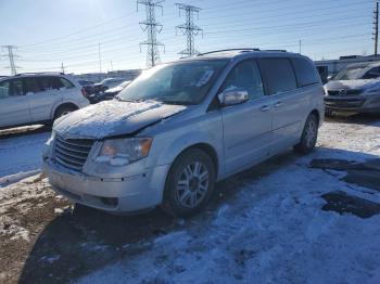  Salvage Chrysler Minivan