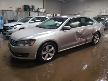  Salvage Volkswagen Passat