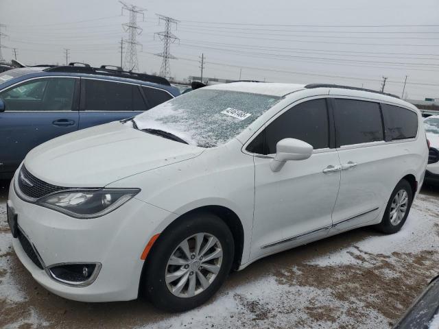  Salvage Chrysler Pacifica