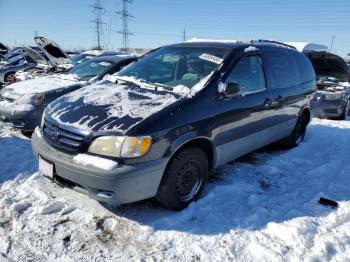  Salvage Toyota Sienna