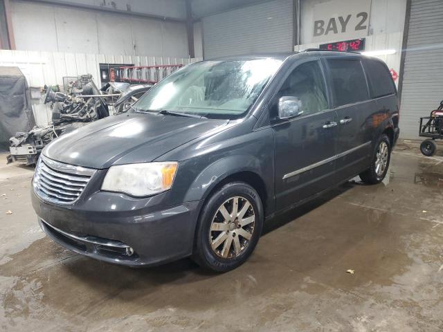  Salvage Chrysler Minivan