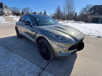  Salvage Aston Martin DBX