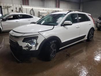  Salvage Kia Niro