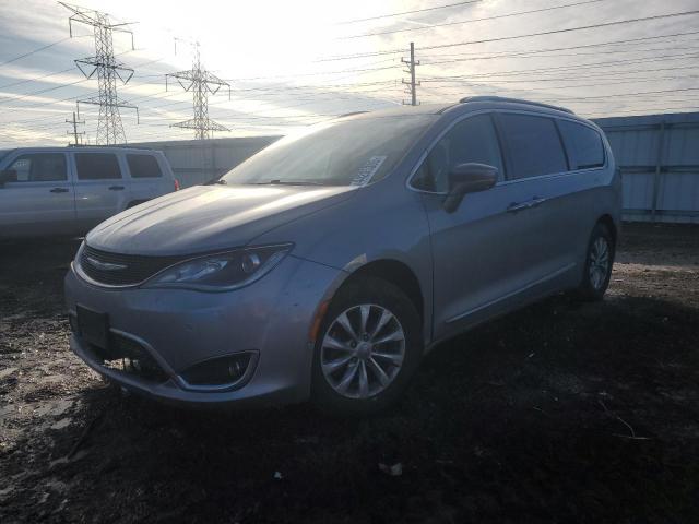  Salvage Chrysler Pacifica