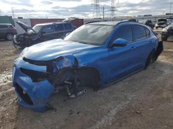  Salvage Alfa Romeo Stelvio