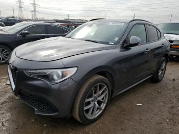  Salvage Alfa Romeo Stelvio