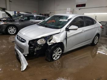  Salvage Hyundai ACCENT