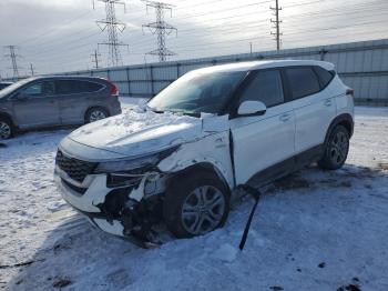  Salvage Kia Seltos