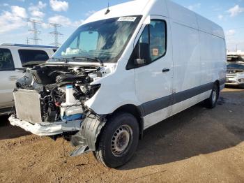  Salvage Mercedes-Benz Sprinter