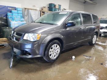  Salvage Dodge Caravan