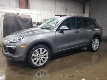  Salvage Porsche Cayenne