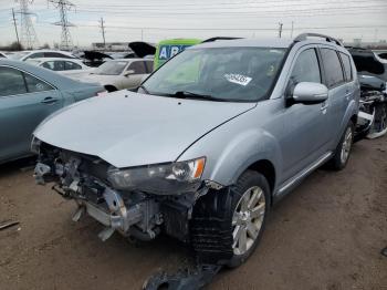  Salvage Mitsubishi Outlander