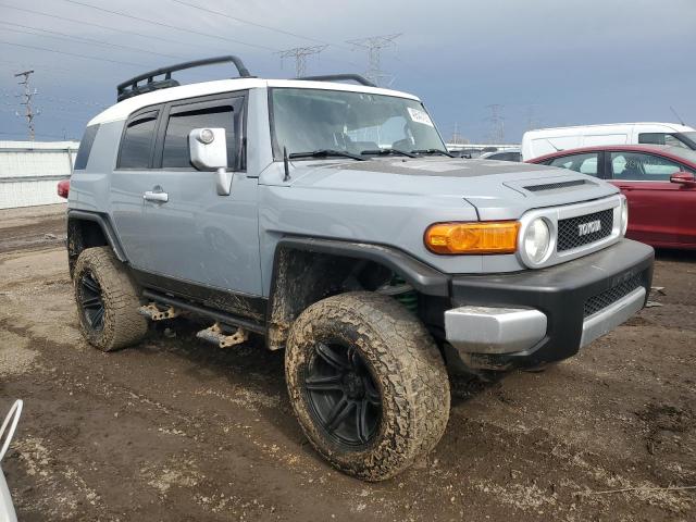  Salvage Toyota FJ Cruiser