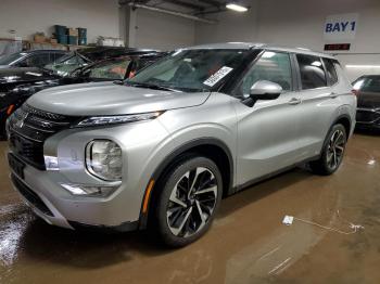  Salvage Mitsubishi Outlander