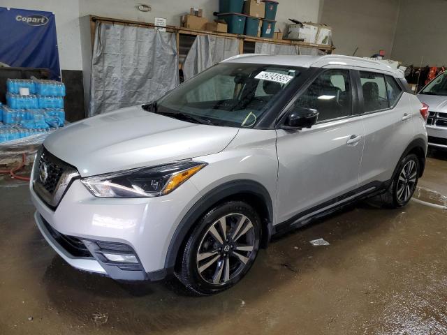  Salvage Nissan Kicks