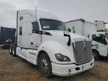  Salvage Kenworth T680