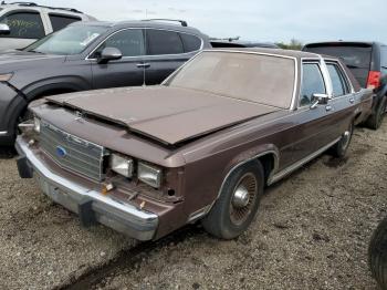  Salvage Ford Crown Vic