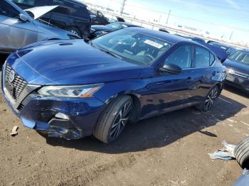  Salvage Nissan Altima