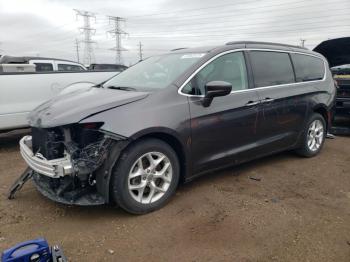  Salvage Chrysler Pacifica