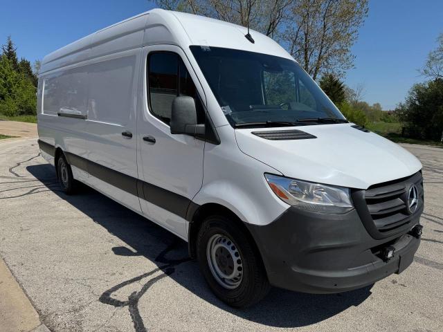 Salvage Mercedes-Benz Sprinter