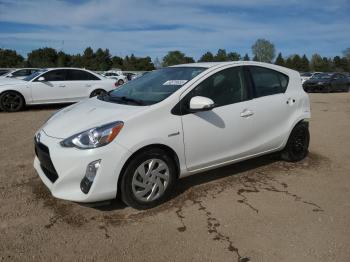  Salvage Toyota Prius