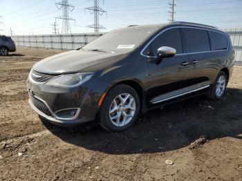  Salvage Chrysler Pacifica