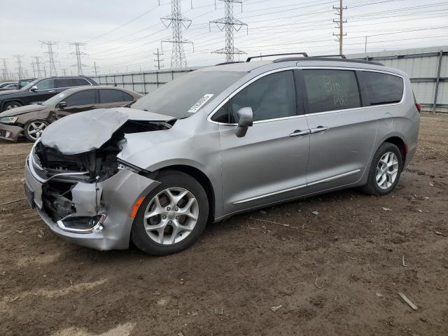  Salvage Chrysler Pacifica