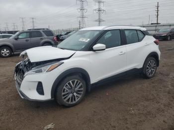  Salvage Nissan Kicks
