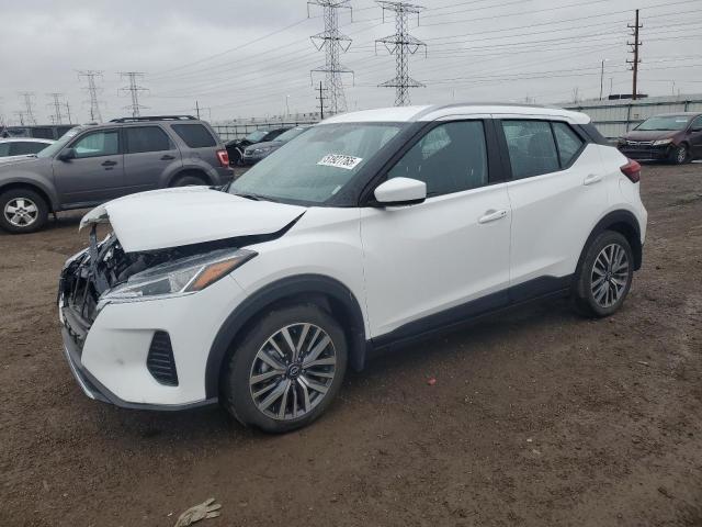  Salvage Nissan Kicks