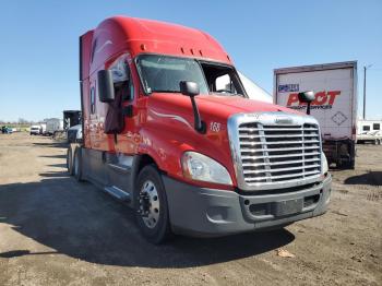  Salvage Freightliner Cascadia 1