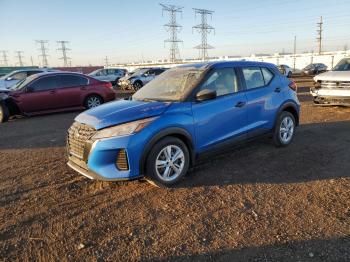  Salvage Nissan Kicks