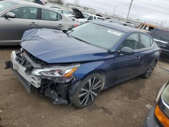  Salvage Nissan Altima