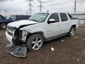  Salvage Chevrolet Avalanche