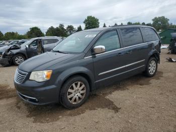 Salvage Chrysler Minivan