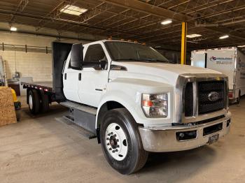  Salvage Ford F-750