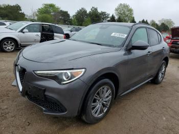  Salvage Alfa Romeo Stelvio