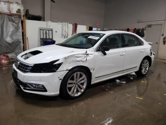  Salvage Volkswagen Passat