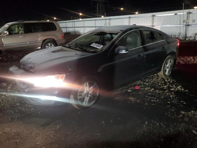  Salvage Volvo S60