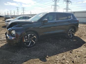  Salvage Mitsubishi Outlander