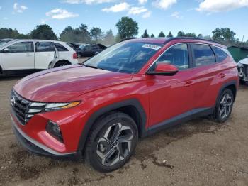  Salvage Hyundai TUCSON