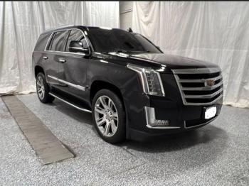  Salvage Cadillac Escalade