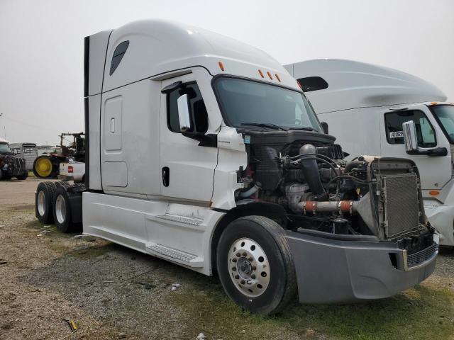 Salvage Freightliner Cascaia126