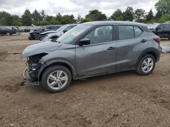  Salvage Nissan Kicks